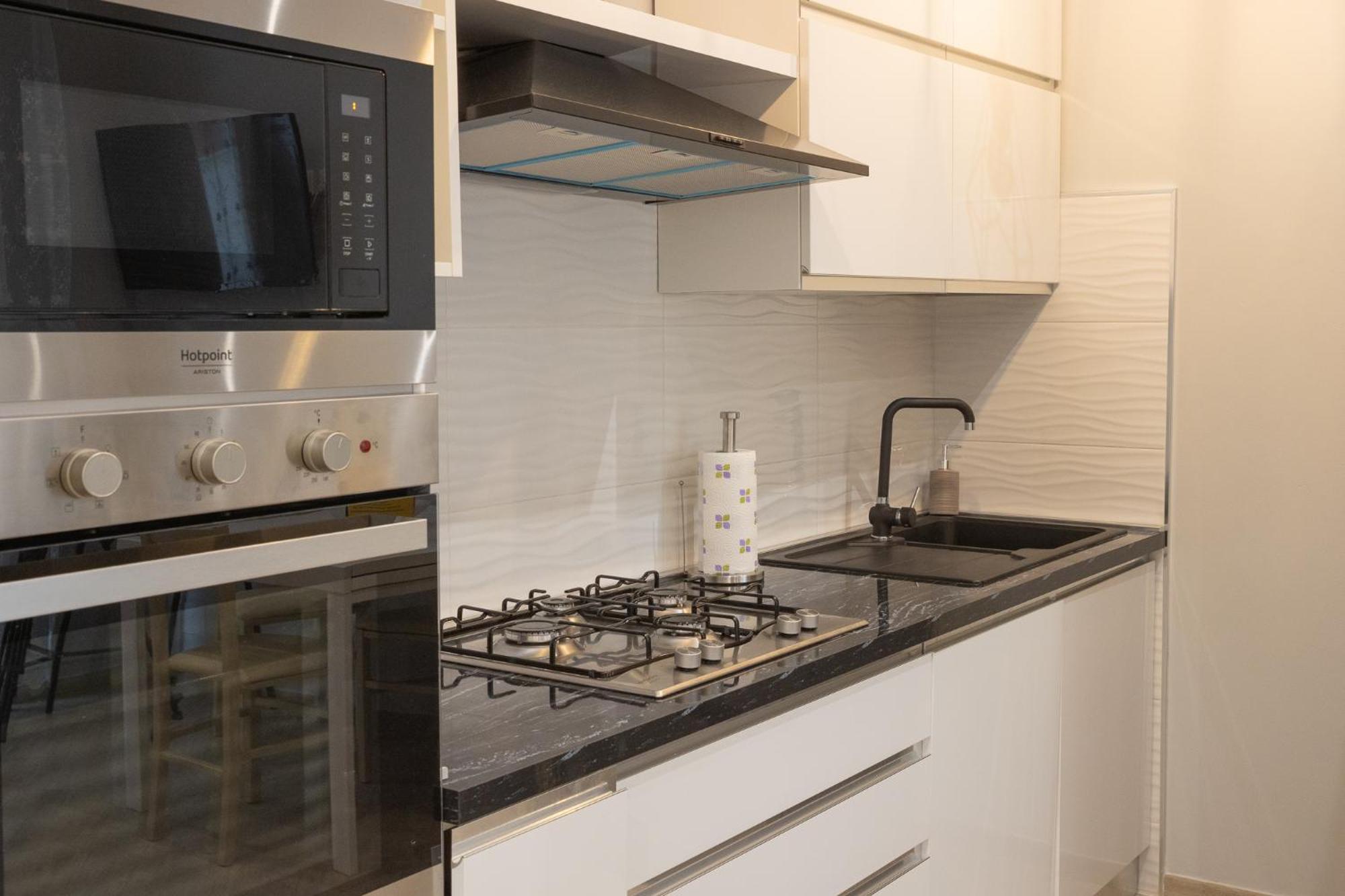 Casaviva - Cozy Modern Bilo In Apartment Rapallo
